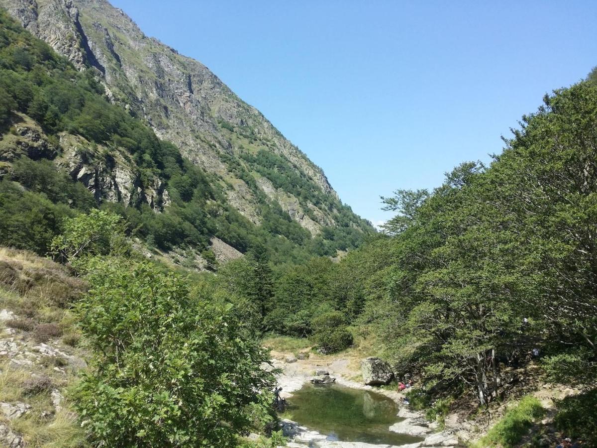 Appartement T2 4 Personnes Wifi Et Climatisation Bagneres-de-Luchon Exterior foto